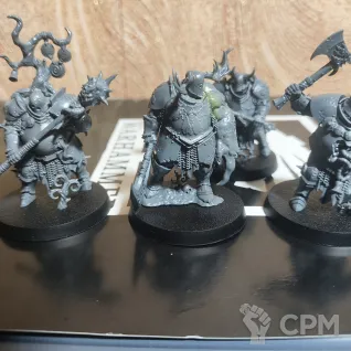 Описание картинки Mulgoth the Cleaver и Blight Templars от WAHAlover по цене 3 500руб | Свободный Рынок Миниатюр - СРМ