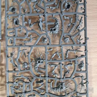 Описание картинки Necromunda Malstrain Genestealer Abomination Gang от Optimist  по цене 3 500руб | Свободный Рынок Миниатюр - СРМ