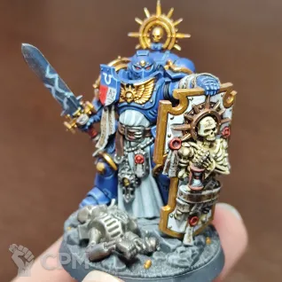 Описание картинки Captain with relic shield от South по цене 2 000руб | Свободный Рынок Миниатюр - СРМ