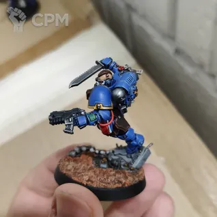 Описание картинки Lieutenant in Reiver Armour от South по цене 1 200руб | Свободный Рынок Миниатюр - СРМ
