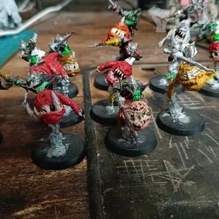 Описание картинки Squig hoppers от Byerak2001 по цене 4 000руб | Свободный Рынок Миниатюр - СРМ