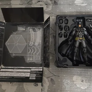 Описание картинки Batman Arkham Knight Play Arts Kai от AlexShul по цене 15 000руб | Свободный Рынок Миниатюр - СРМ