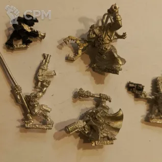 Описание картинки Gorksmorka Slaver, Red Gobbo and Rebel grots от User32915 по цене 20 000руб | Свободный Рынок Миниатюр - СРМ