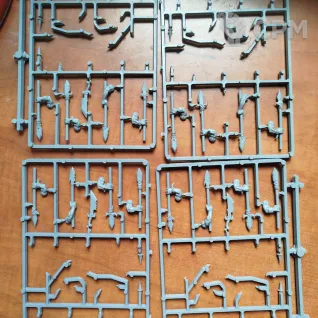Описание картинки Warhammer FB Orc Warriors Regiment Ретро (Частичный срез/сборка) от elotar по цене 3 500руб | Свободный Рынок Миниатюр - СРМ