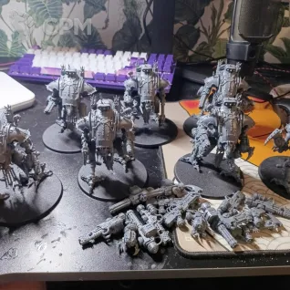 Описание картинки Армия Chaos Knights от User45749 по цене 28 000руб | Свободный Рынок Миниатюр - СРМ