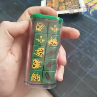 Описание картинки Salamander dice set от comissaire по цене 3 500руб | Свободный Рынок Миниатюр - СРМ