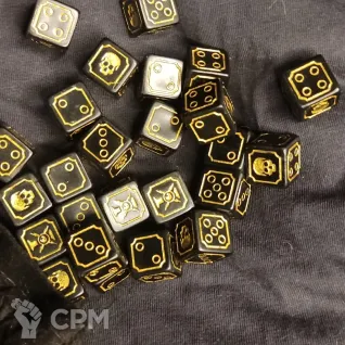 Описание картинки Adeptus Custodes Dice Set от ССП по цене 3 300руб | Свободный Рынок Миниатюр - СРМ