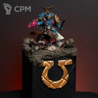 Описание картинки Ultramarines Lieutenant от Liber Daemonica покрашенная миниатюра от LDBits по цене 7 000руб | Свободный Рынок Миниатюр - СРМ