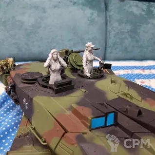 Описание картинки Продам Радиоуправляемый танк Leopard 2A6 в масштабе 1:16 от Эктелион по цене 20 000руб | Свободный Рынок Миниатюр - СРМ