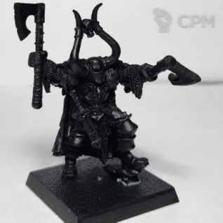 Описание картинки Champion of Chaos with Additional Hand Weapon, литьё в грунте от Shamkin по цене 500руб | Свободный Рынок Миниатюр - СРМ