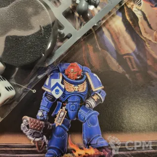 Описание картинки Лимитный Combat Patrol exclusive Infernus Sergeant, ориг от Утка по цене 4 800руб | Свободный Рынок Миниатюр - СРМ