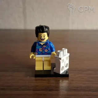 Описание картинки Lego Movie Minifigures 'Where are my Pants' Guy от EchoChannel по цене 1 000руб | Свободный Рынок Миниатюр - СРМ