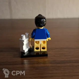 Описание картинки Lego Movie Minifigures 'Where are my Pants' Guy от EchoChannel по цене 1 000руб | Свободный Рынок Миниатюр - СРМ