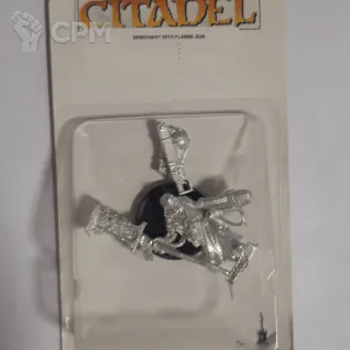 Описание картинки Missonary w. Plasma Gun от Oberon по цене 5 000руб | Свободный Рынок Миниатюр - СРМ