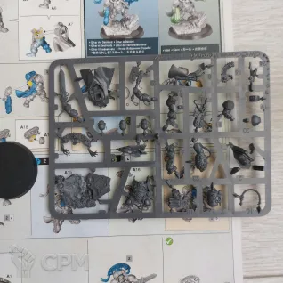 Описание картинки Leagues of Votann Uthar the Destined от DS по цене 2 300руб | Свободный Рынок Миниатюр - СРМ