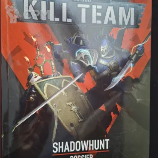 Описание картинки Книжка с правилами Shadowhunt Dossier от Terran по цене 1 199руб | Свободный Рынок Миниатюр - СРМ