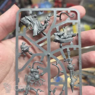 Описание картинки Warlock Bombardier от Radical Warhammer по цене 3 000руб | Свободный Рынок Миниатюр - СРМ