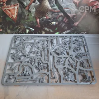 Описание картинки Половина Skaven из Skaventide от Евгений Гига по цене 12 500руб | Свободный Рынок Миниатюр - СРМ
