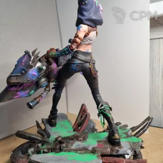 Описание картинки Фигурка Джинкс (Jinx, Arcane) 25 см от Vova Konon по цене 18 500руб | Свободный Рынок Миниатюр - СРМ