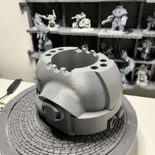 Описание картинки Warhammer 40000.  Space Marines Ultramarines. Стакан под кисточки. от Houston Program по цене 760руб | Свободный Рынок Миниатюр - СРМ