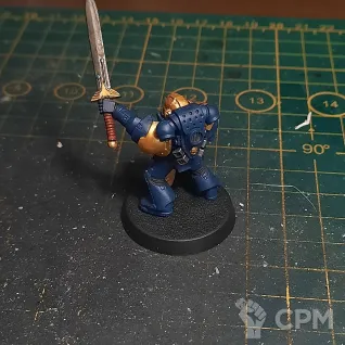 Описание картинки Ultramarines Company Champion (old) Оригинал от  по цене 1 000руб | Свободный Рынок Миниатюр - СРМ