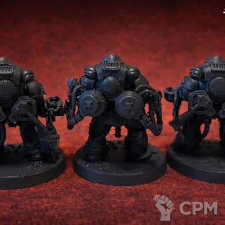 Описание картинки Миниатюры Warhammer 40,000 Blood Angels Aggressors Squad,набор 3 шт + подставки, собранные от 3DSprint по цене 550руб | Свободный Рынок Миниатюр - СРМ