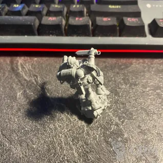 Описание картинки Primaris Lieutenant in Phobos Armour от QAZR по цене 650руб | Свободный Рынок Миниатюр - СРМ
