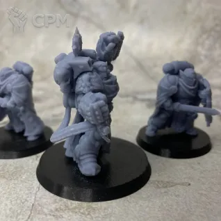 Описание картинки Marneus Calgar with Victrix Honour Guard от Миньки Молота Войны по цене 540руб | Свободный Рынок Миниатюр - СРМ