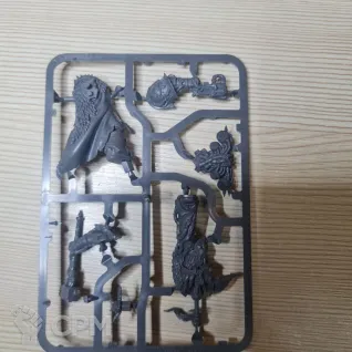 Описание картинки Chaos Lord лимитный с молотком от Rauch по цене 2 000руб | Свободный Рынок Миниатюр - СРМ