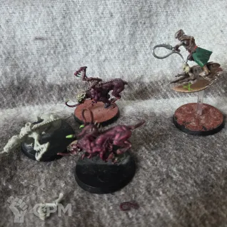 Описание картинки Beastmaster with khymeras (химеры файнкаст) от User37934 по цене 5 000руб | Свободный Рынок Миниатюр - СРМ