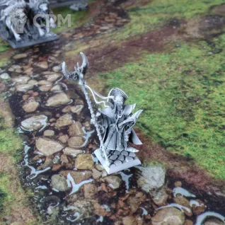 Описание картинки High Elf Mage от Lazurith по цене 300руб | Свободный Рынок Миниатюр - СРМ