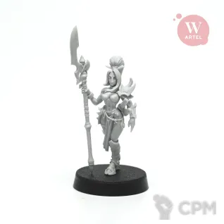 Описание картинки Миниатюра Veyra, Standing Gladiatrix от Артель W по цене 950руб | Свободный Рынок Миниатюр - СРМ
