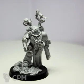 Описание картинки Space Marines Primaris Apothecary от Mechanic по цене 450руб | Свободный Рынок Миниатюр - СРМ
