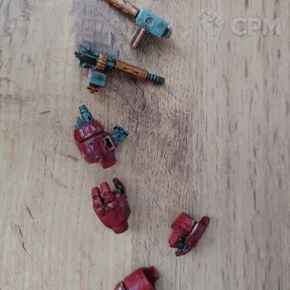 Описание картинки Kastelan Robots and Tech-Priest от Алëна по цене 7 000руб | Свободный Рынок Миниатюр - СРМ