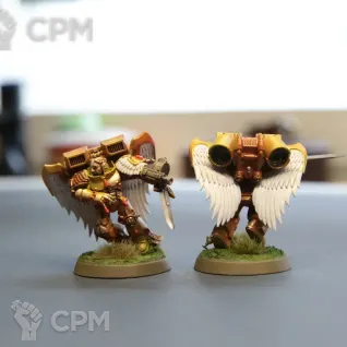 Описание картинки Sanguinary Guard 5шт. оригинал + игровой покрас от Rusty Bolter по цене 5 500руб | Свободный Рынок Миниатюр - СРМ