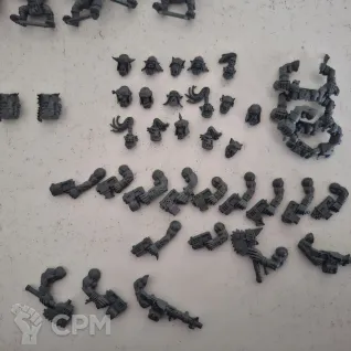 Описание картинки Ork Assault on Black Reach от Saudad по цене 13 000руб | Свободный Рынок Миниатюр - СРМ