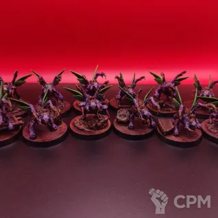 Описание картинки StarCraft Zerg Swarm — Kerrigan, 12 Raptors, 3 Roaches, 2 Hydralisks — 3D SLA, покрас от Жидкий Пират по цене 12 000руб | Свободный Рынок Миниатюр - СРМ