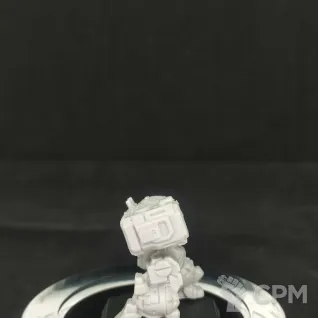 Описание картинки Urbanmech UM-R68 (30 тонн) от Dwarf Pirate Foundry по цене 450руб | Свободный Рынок Миниатюр - СРМ