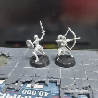 Описание картинки 2 девушки варвары наёмницы, пластик, собраны на модельный клей от V130177@mail.ru по цене 280руб | Свободный Рынок Миниатюр - СРМ