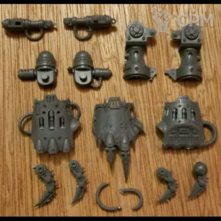 Описание картинки Chaos Knight - Desecrator Thunderstrike Gauntlet от DARKMINIATURES_PRO по цене 940руб | Свободный Рынок Миниатюр - СРМ