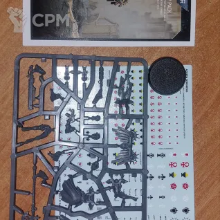 Описание картинки Canoness with jump pack от Vittorio по цене 3 700руб | Свободный Рынок Миниатюр - СРМ