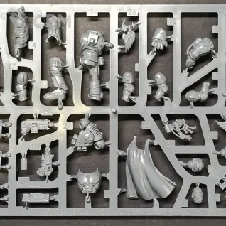 Описание картинки Blood Angels Captain от Bernadotte по цене 2 800руб | Свободный Рынок Миниатюр - СРМ