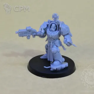Описание картинки Captain in Terminator Armour (versatile kit) от Mechanikus Forge по цене 1 100руб | Свободный Рынок Миниатюр - СРМ