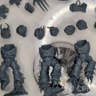 Описание картинки Chaos Raptors ( скан) от Бруталити по цене 1 200руб | Свободный Рынок Миниатюр - СРМ