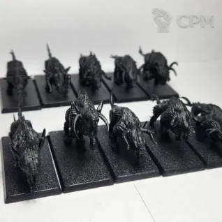 Описание картинки Chaos Warhounds, 10 моделей. Оригинал пластик в грунте от Shamkin по цене 3 750руб | Свободный Рынок Миниатюр - СРМ