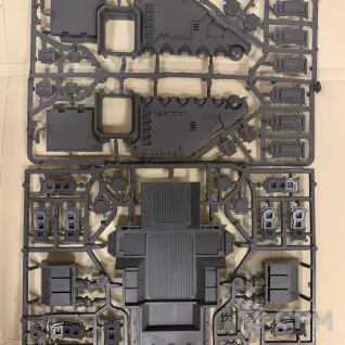 Описание картинки Primaris Repulsor Executioner (3 литника + цилиндрическая подставка) от WebWay по цене 4 565руб | Свободный Рынок Миниатюр - СРМ