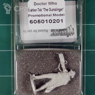 Описание картинки Doctor Who The Gunslinger от Vault Boy по цене 998руб | Свободный Рынок Миниатюр - СРМ