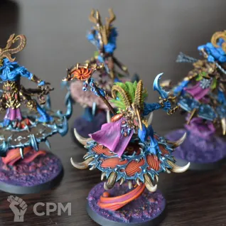 Описание картинки Tzaangor Enlightened / Tzaangor Skyfires от Nazgul of Mordovia по цене 9 000руб | Свободный Рынок Миниатюр - СРМ