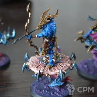 Описание картинки Tzaangor Enlightened / Tzaangor Skyfires от Nazgul of Mordovia по цене 9 000руб | Свободный Рынок Миниатюр - СРМ