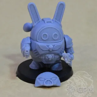 Описание картинки Ultramarine Chibi от Mechanikus Forge по цене 1 300руб | Свободный Рынок Миниатюр - СРМ